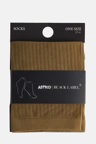 Chaussettes vertes d'Astrid Black Label, avec une texture côtelée et un logo avec le logo.