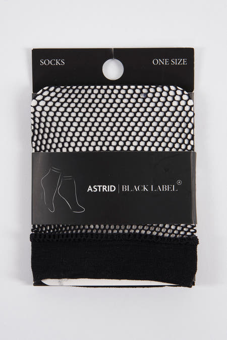Chaussettes noires d'Astrid Black Label, avec un motif de filet de pêche et une bordure noire lisse.