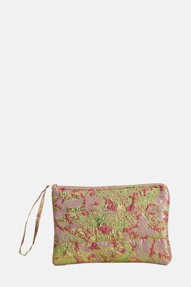 Sac à main rose d'Astrid Black Label, avec un motif jacquard fleuri et une bandoulière.