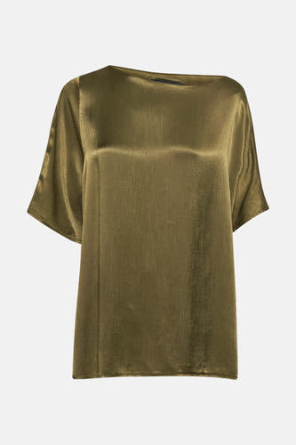 Blouse verte avec manches courtes d'Astrid Black Label, avec un subtil éclat et une ligne de col droit.