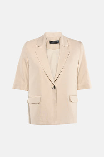 Blazer écru Astrid Black Label, à manches courtes, fermeture à un bouton et poches plaquées.