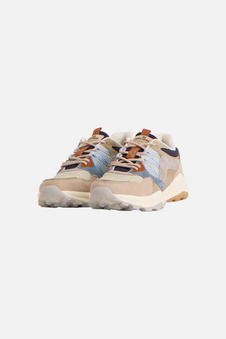 Baskets multicolores AMERICANINO en beige, bleu et marron, avec des semelles épaisses et nervurées, vues de face.