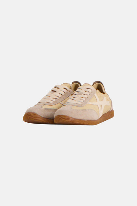 Baskets - beige