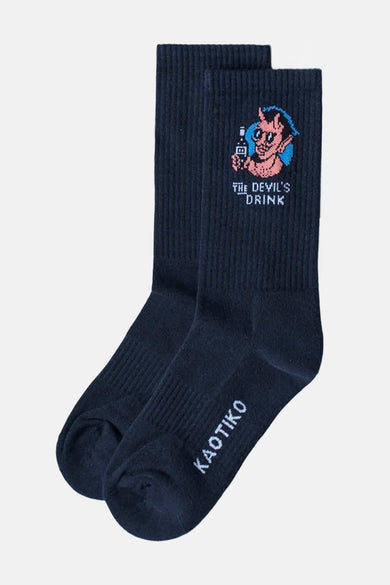Chaussettes bleues foncées de KAOTIKO avec une image d'un diable et le texte "The Devil's Drink".