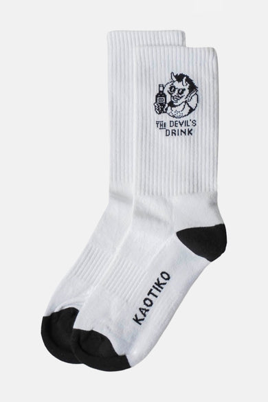 Chaussettes blanches de KAOTIKO avec des urs et des talons noirs, décorées d'un diable et du texte "The Devil's Drink".