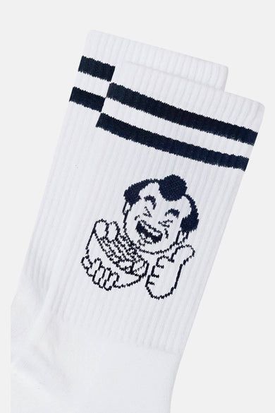 Chaussettes blanches de KAOTIKO, avec des rayures noires et une impression graphique.