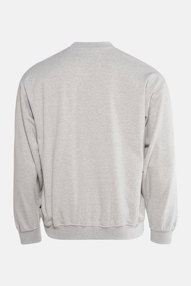 Pull-over gris de KAOTIKO, vue arrière d'un pull en coton lisse avec un col rond et des manches longues.