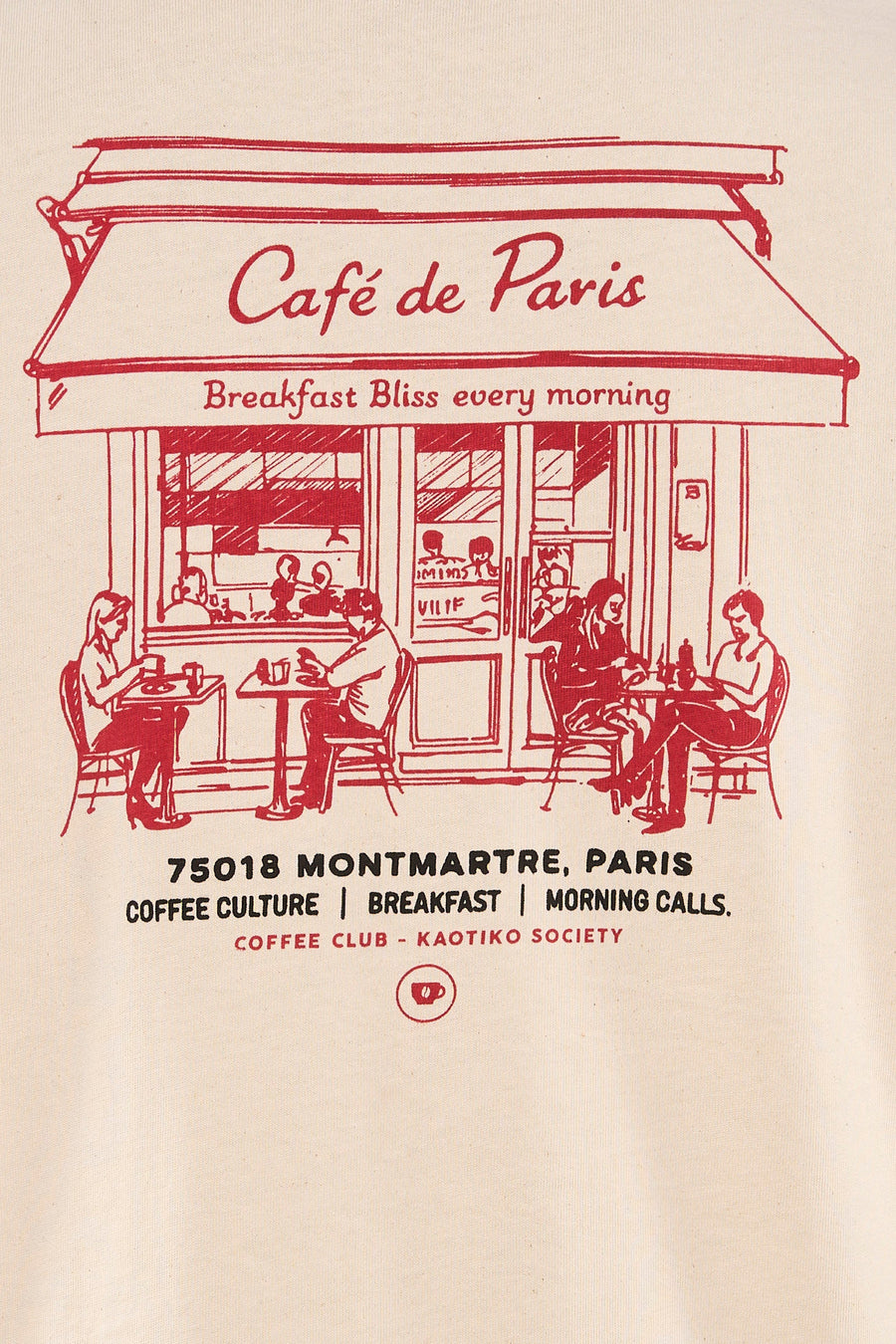 T-shirt écru de Kaotiko avec un imprimé rouge d'un café parisien et de personnes.
