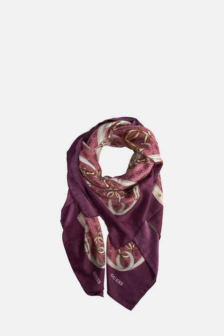 Chapeau d'été multicolore de Guess, avec un motif en chaîne et des logos Guess subtils.