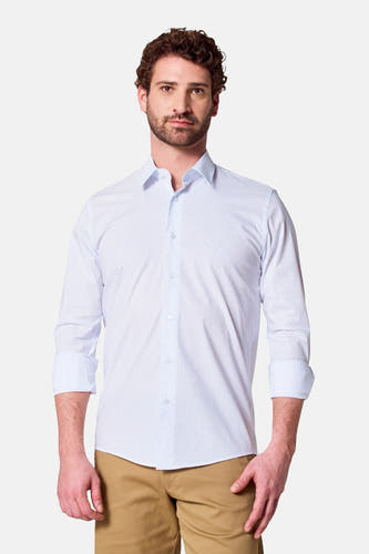 Chemise blanche à manches longues de Bruce & Butler, avec un imprimé subtil et des manches retroussées.