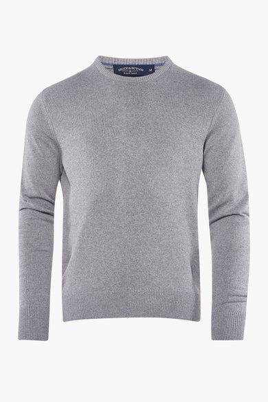 Sweat-shirt gris avec col rond de Bruce & Butler, texture lisse et bordures côtelées.