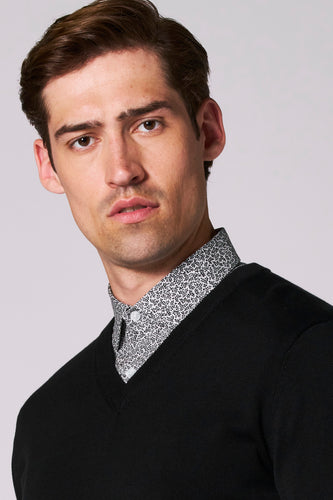 Pull à col en V - noir - Bruce & Butler