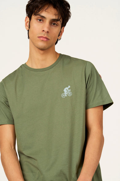 T-shirt vert à manches courtes Cyclo Club Marcel, dos, avec un petit logo sur la manche.