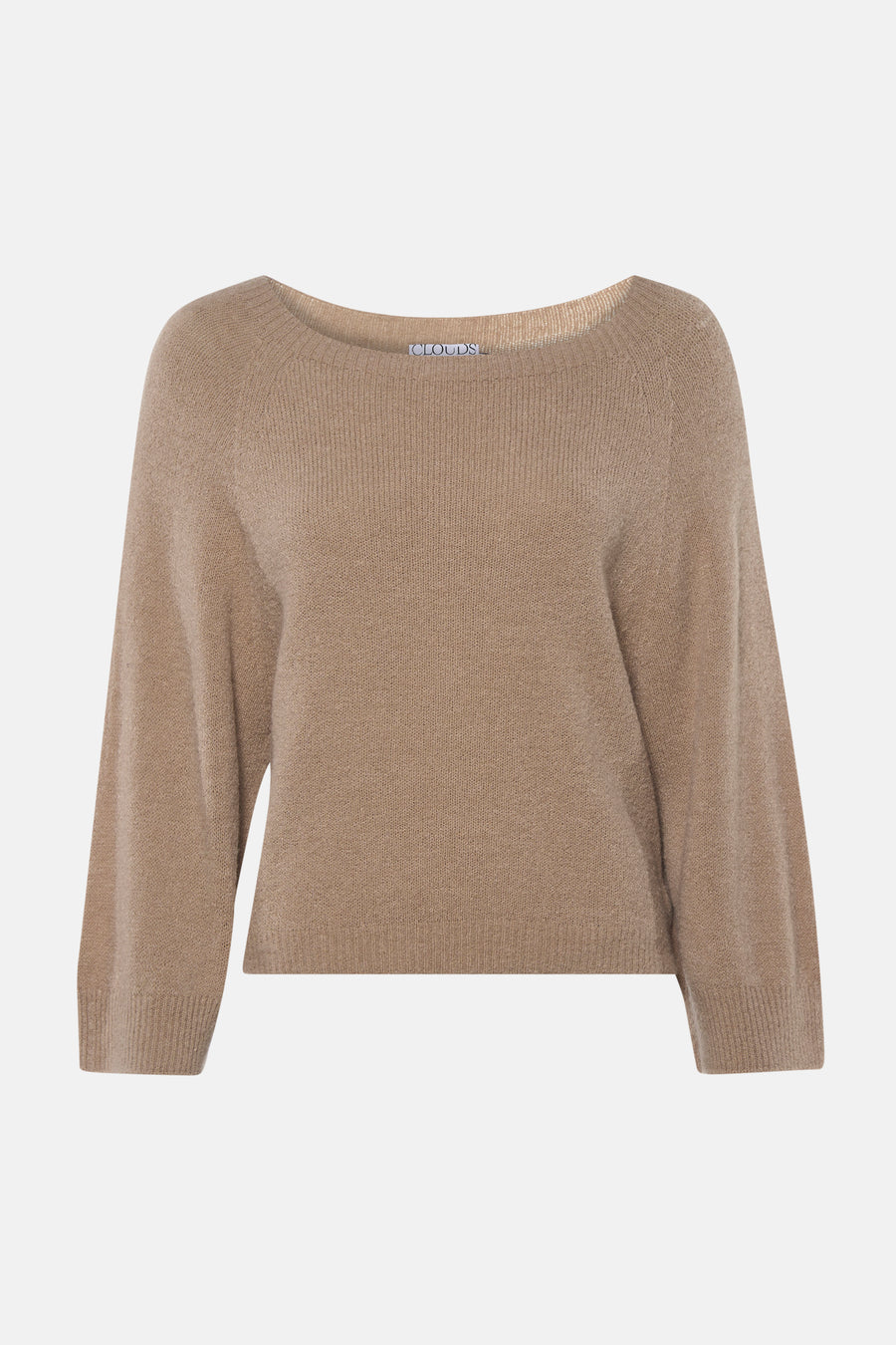 Pull marron à col rond de Clouds of Fashion, avec une structure de tricot subtile et des manches raglan.