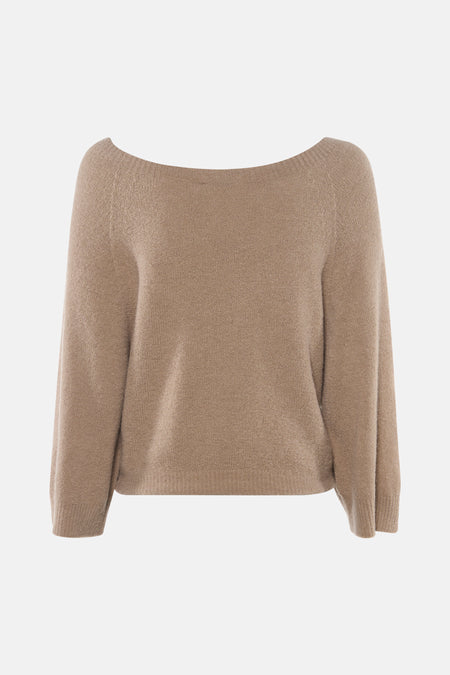 Pull marron à col rond large de Clouds of Fashion, tricoté doux avec des manches raglan et des bords côtelés.