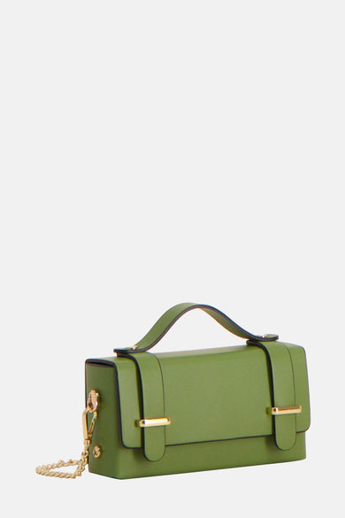 Porte-monnaie vert de Cloudss Fashion avec des détails or or et une chaîne or or.