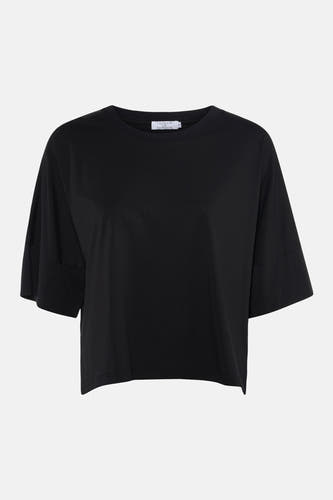 T-shirt noir à manches courtes de Clouds of Fashion, coupe décontractée.