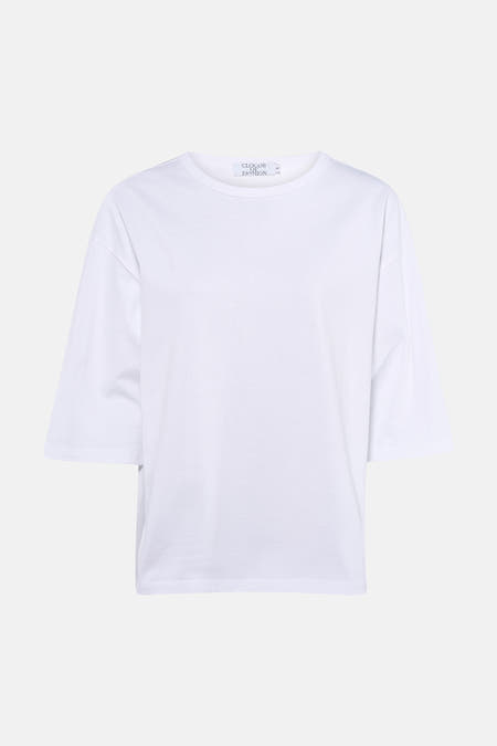 Wit T-shirt met korte mouwen van Clouds of Fashion, effen kleur en een losse pasvorm.