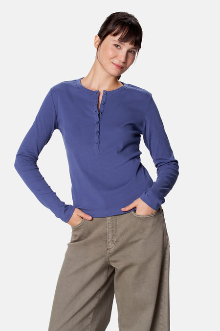 Top uni manche longue bleu - Clouds of Fashion