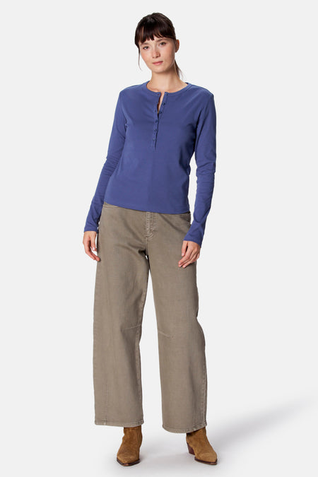 Top uni manche longue bleu - Clouds of Fashion
