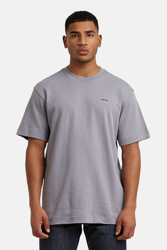 T-shirt à manches courtes violet de G-Star RAW, dos, porté avec un jean foncé.
