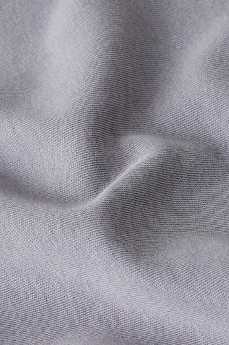 T-shirt à manches courtes violet de G-Star RAW, avec une texture de tissu froissée.