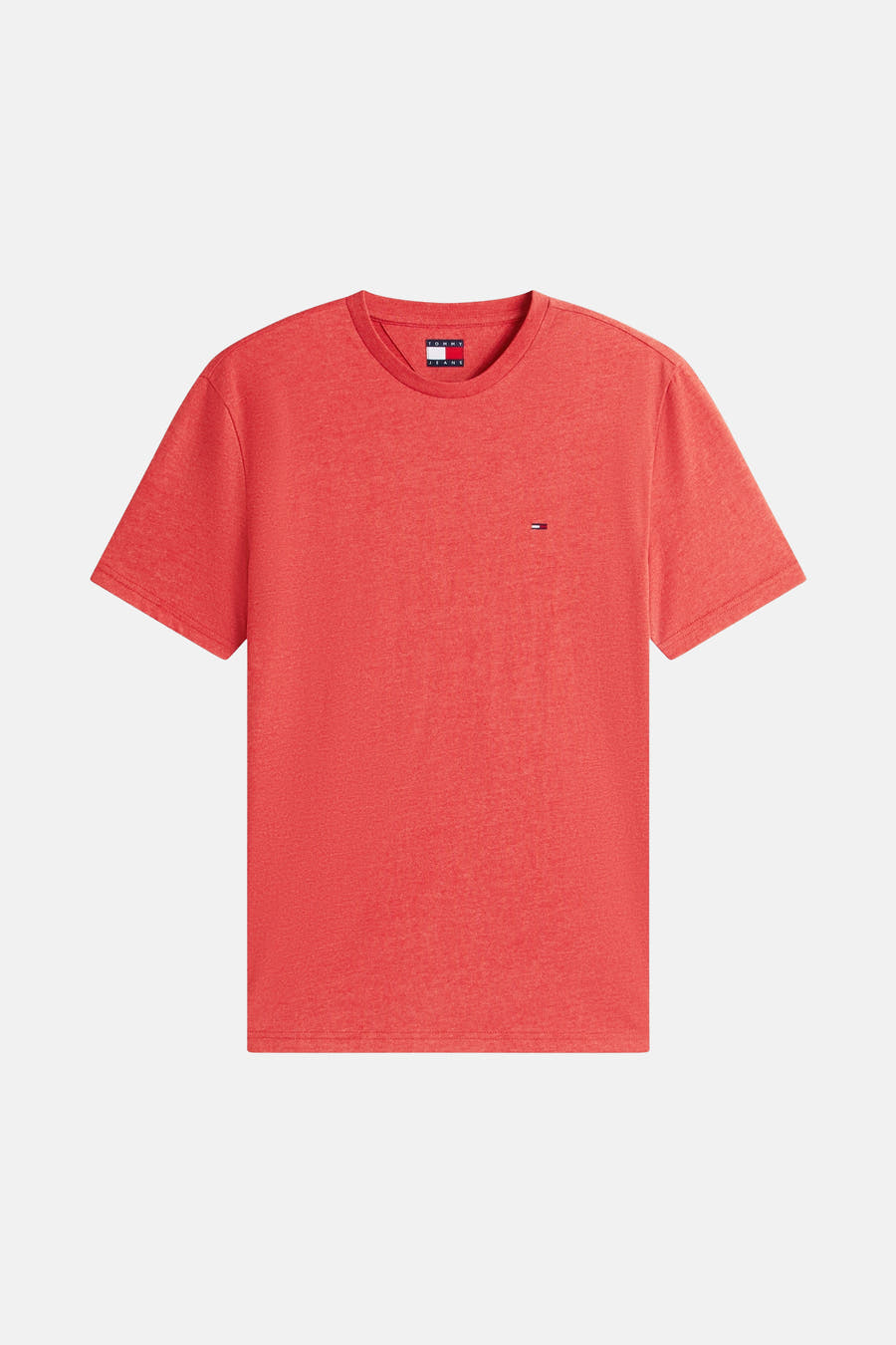 T-shirt rouge à manches courtes de TOMMY JEANS, avec un petit logo sur la poitrine.