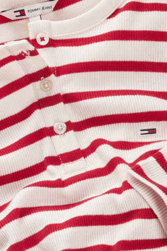 Rood gestreept T-shirt met lange mouwen van TOMMY JEANS, met knoopsluiting en klein logo.