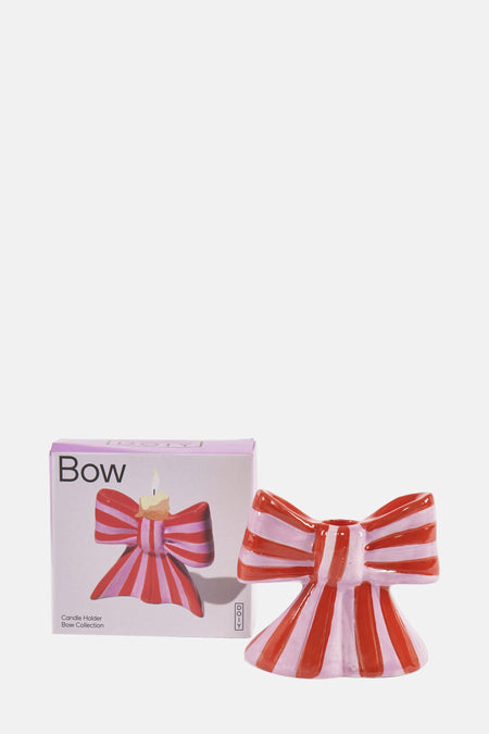 Cadeau multicolore de DOIY, avec un motif à carreaux rose et rouge.