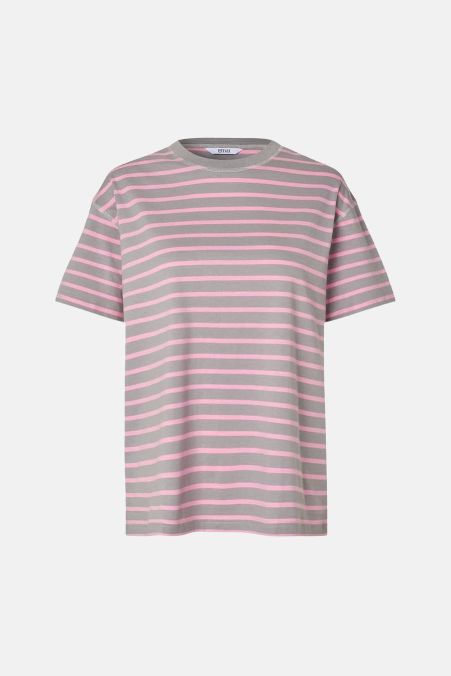 T-shirt multicolore d'ENVII, avec des rayures roses horizontales et des manches courtes.