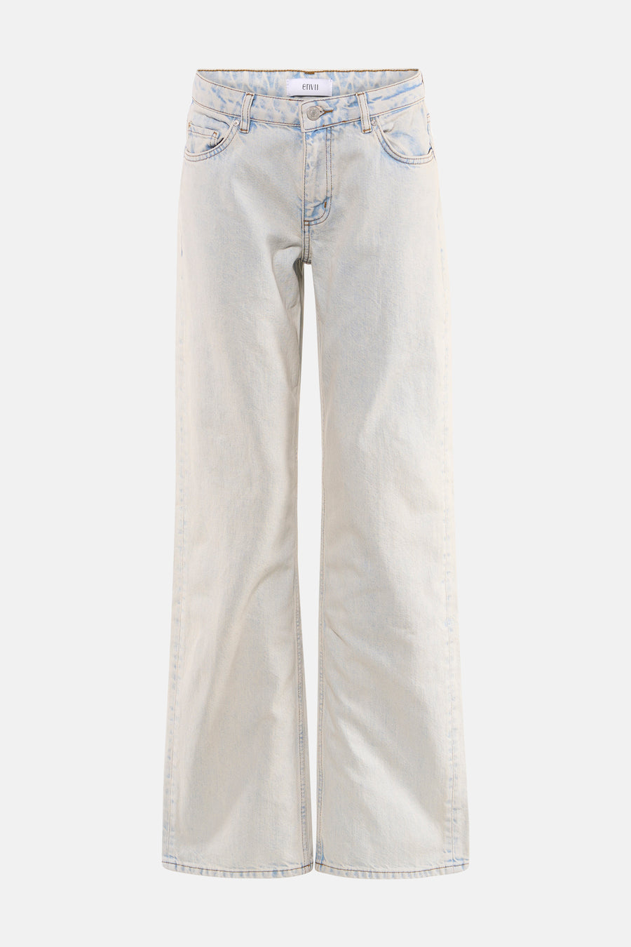 Jean droit bleu clair d'ENVII avec jambes larges, fermeture à boutons et à glissière, et poches classiques, posé à plat.