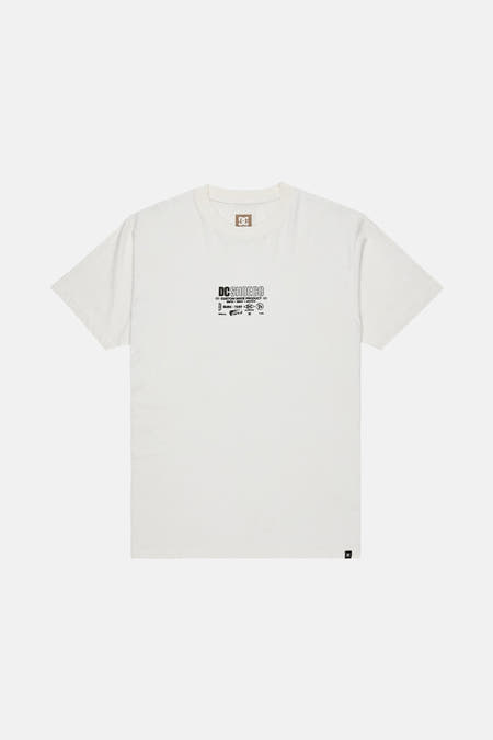 T-shirt blanc à manches courtes de DC SHOES, avec une impression graphique sur la poitrine.