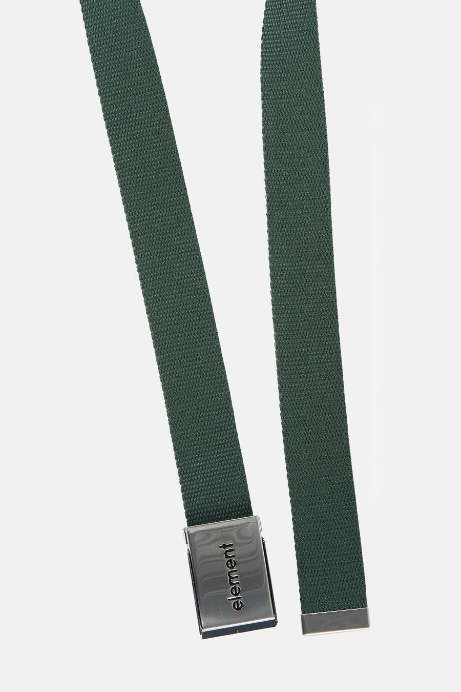 Groene riem van ELEMENT, met zilverkleurige gesp met merknaam erop, op een witte achtergrond.
