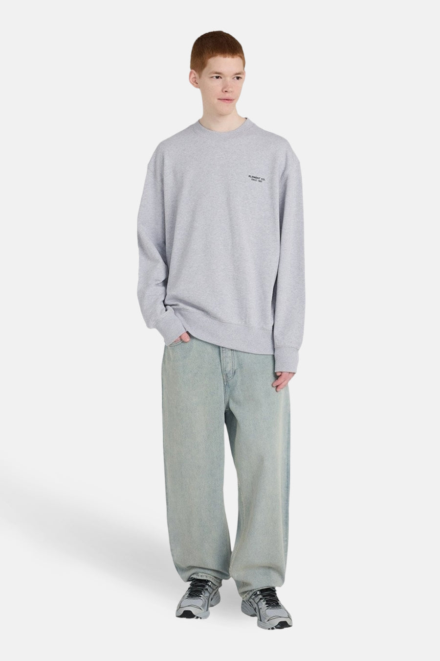 Sweat-shirt gris de ELEMENT, à manches longues et col rond.