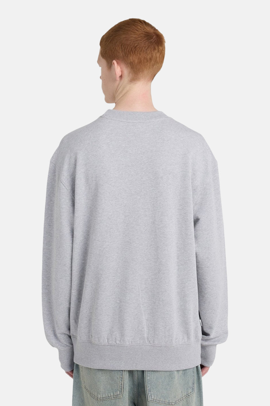 Grijze sweater van ELEMENT, rugaanzicht met lange mouwen en een losse pasvorm.
