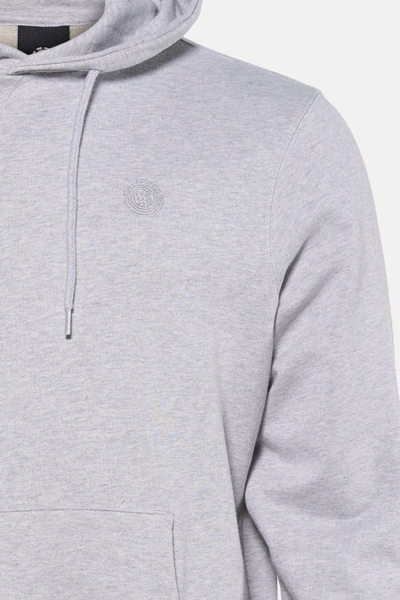Sweat à capuche gris ELEMENT avec logo brodé, cordon de serrage et poche kangourou, gros plan.