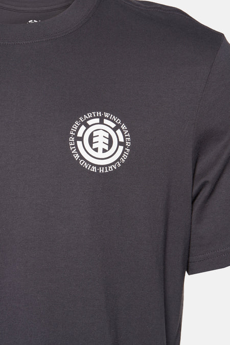 T-shirt gris à manches courtes d'ELEMENT, avec une impression blanche d'un logo sur la poitrine.