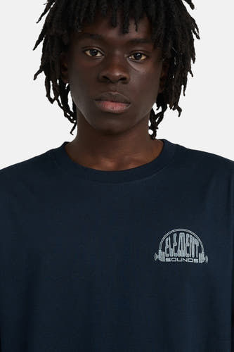 T-shirt bleu à manches courtes d'ELEMENT, avec un petit imprimé sur la poitrine.