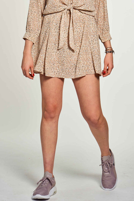 Court - beige