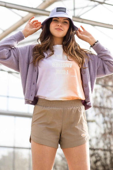 Court - beige
