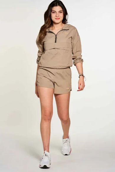 Court - beige