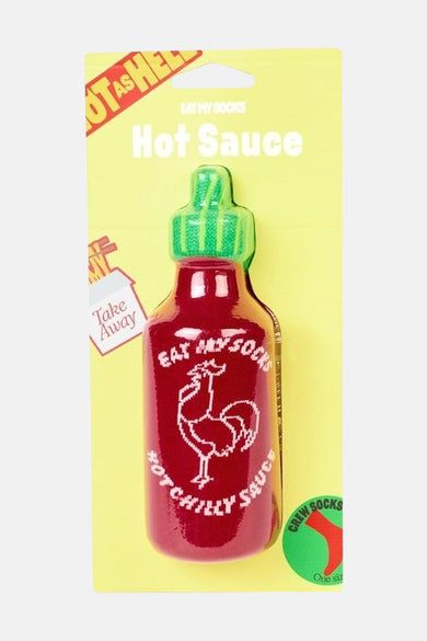 Chaussettes multicolores d'EAT MY SOCKS en forme de bouteille de sauce piquante, avec une image d'un coq.