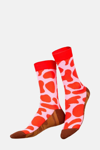 Chaussettes brunes d'EAT MY SOCKS avec imprimé d'animaux roses et oranges, orteils bruns et partie supérieure rouge.