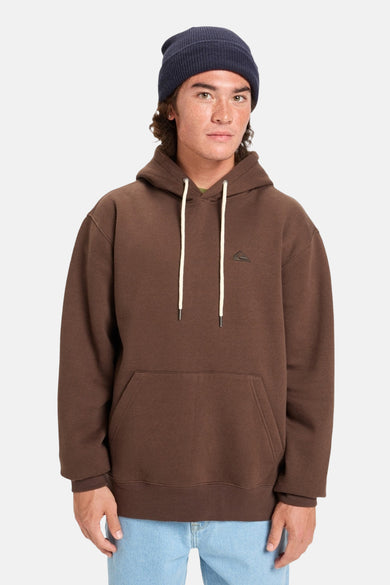 Pull marron avec capuche Quiksilver, avec des cordons de serrage et une poche à l'avant.