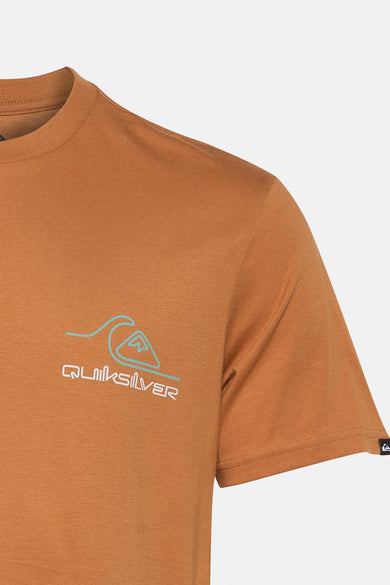 T-shirt orange à manches courtes de Quiksilver, avec imprimé logo bleu clair sur la poitrine, cropped.