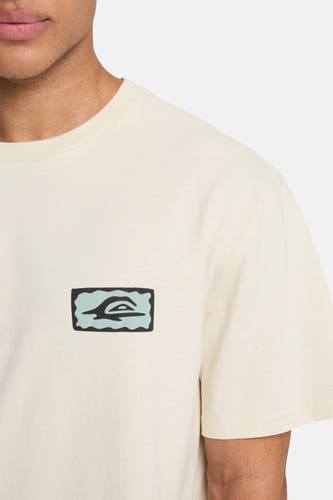 Ecru T-shirt met korte mouwen van Quiksilver, met een grafische print op de borst.