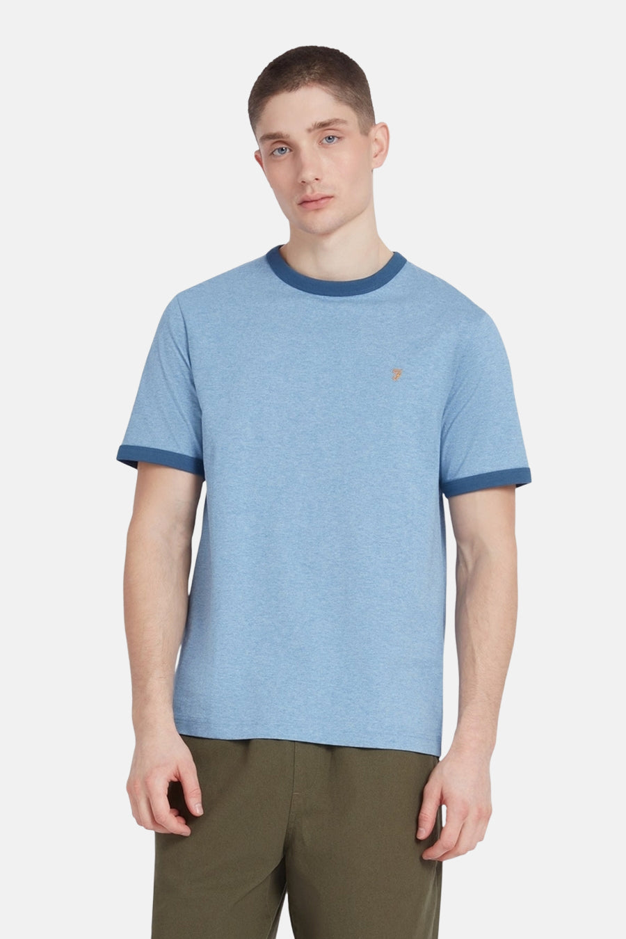 Blauw T-shirt met korte mouwen van FARAH, met blauwe biezen aan de hals en mouwen.