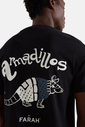 T-shirt noir à manches courtes de FARAH, avec une illustration d'un animal à corne sur le dos.
