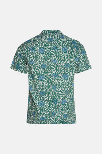 Chemise verte à manches courtes de FARAH, avec une impression de fleurs blanches et bleues.