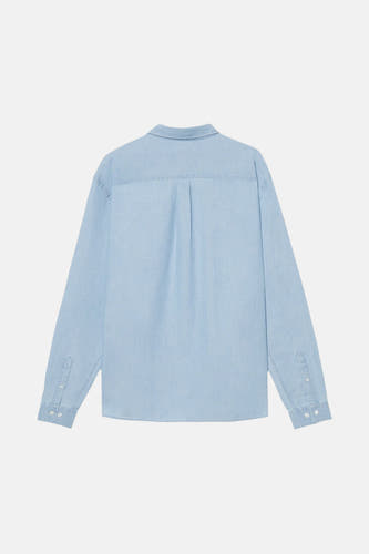 T-shirt en jeans de denim bleu clair POMPEII, vu de du dos, avec des manches longues et une fermeture à boutons.